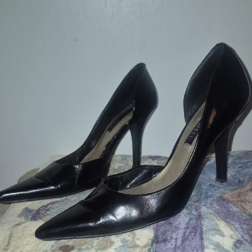 Nine West Black Stiletto Heels Classic Design